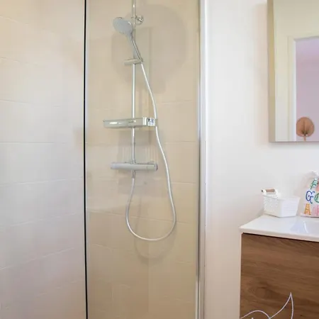 Villa Cannes Hills Sea View Pool 6 To 8 Pers Le Cannet